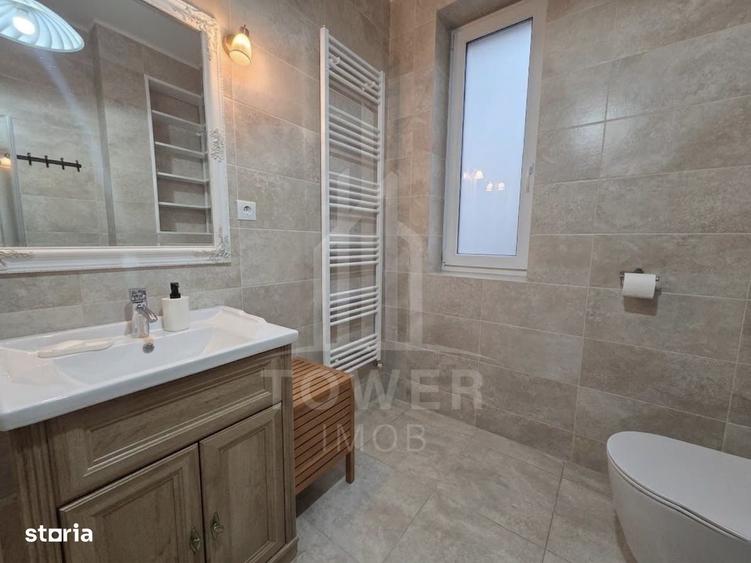 Casă cu 4 camere în Central