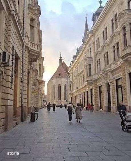 Spațiu comercial, de 380 mp, în Ultracentral
