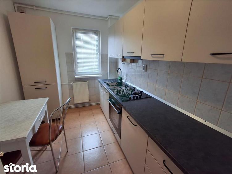 Apartament cu 3 camere în Mihai Viteazul
