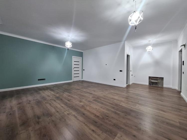 Apartament cu 2 camere, 58 mp, balcon, zona Teilor - 2