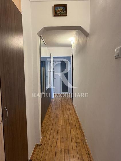 Apartament cu 3 camere decomandat, mobilat în Rogerius
