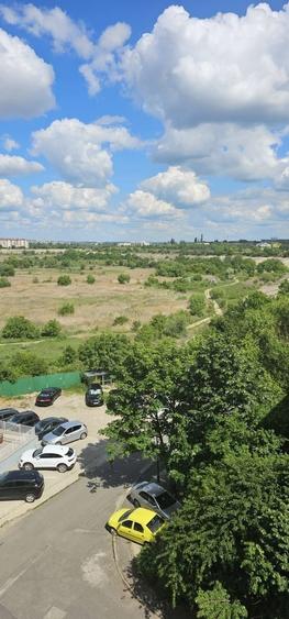 Apartament cu 3 camere decomandat, mobilat în Tineretului