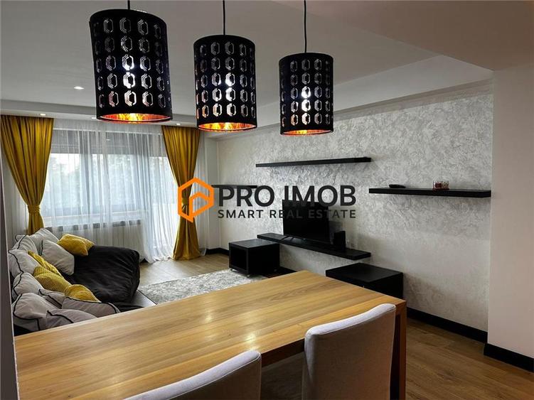 Apartament cu 2 camere decomandat, mobilat în Central