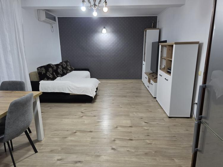 Apartament cu 2 camere decomandat în Drumul Taberei