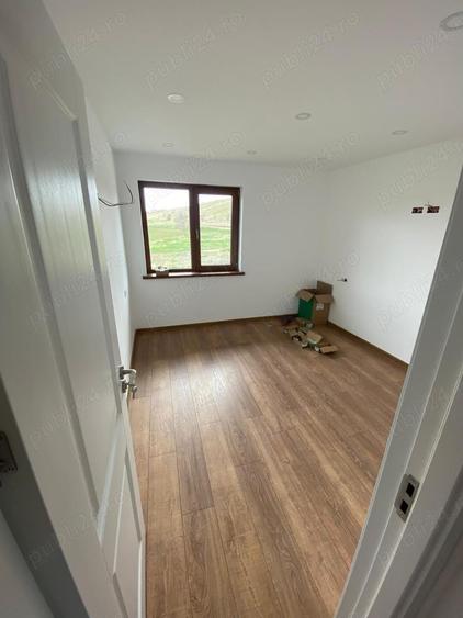 Casă cu 3 camere cu Teren 470 Mp în Central