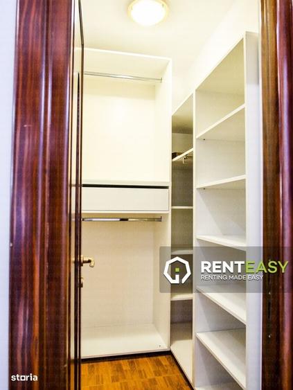 Apartament cu 3 camere decomandat în Independenței