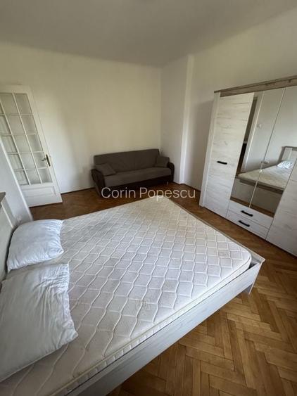 Apartament 3 camere | Bld.Ferdinand | Semidecomandat | Parcare | Transport pub.