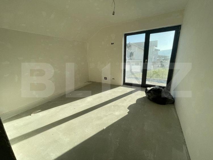 Casă individuală cu 4 camere cu Teren 490 Mp în Cetății