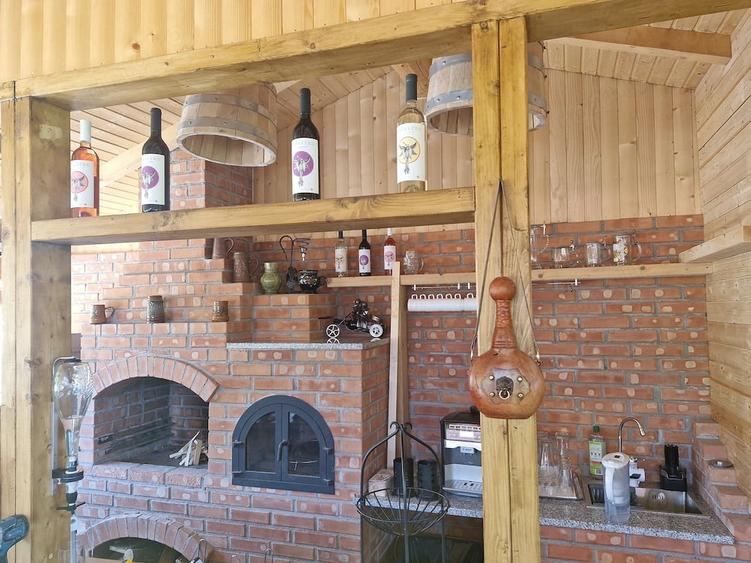 Casă cu Teren 1300 Mp în Potoc