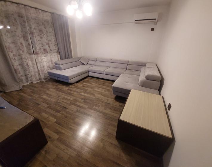 Apartament cu 3 camere decomandat în Nicolae Bălcescu