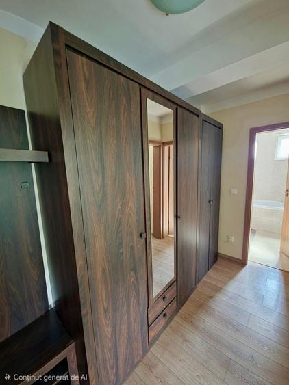 Apartament cu 3 camere în Cetate