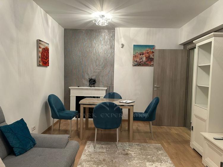 Apartament cu 3 camere decomandat, mobilat în Albert