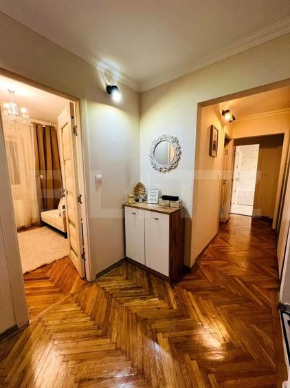 Apartament 3 camere de vanzare, zona Sovata - 1