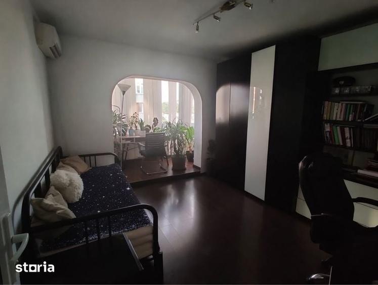 Inchiriez apartament cu 4 camere - 3