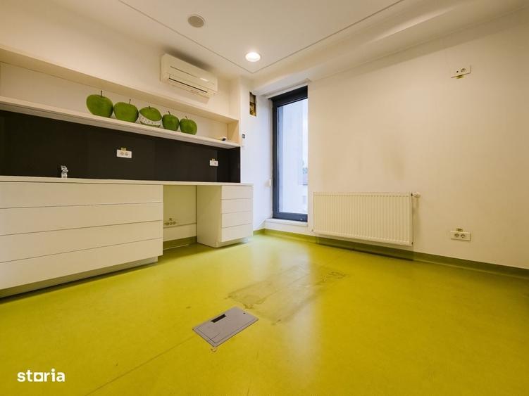 Casă cu 4 camere cu Teren 20 Mp în Central