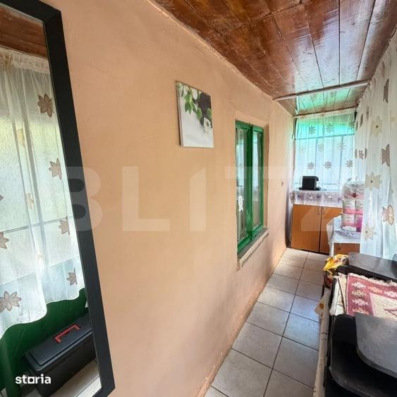 Casă cu 3 camere cu Teren 1700 Mp în Central