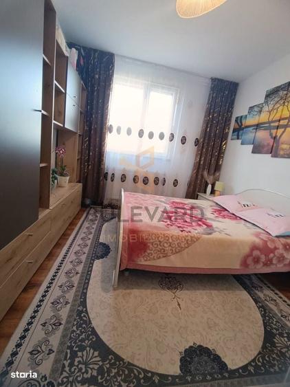 Apartament cu 3 camere în Juc-Herghelie