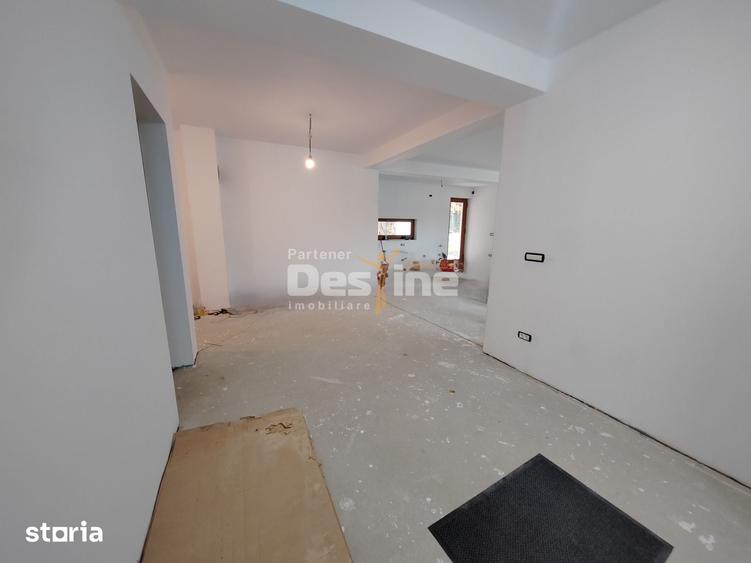 Casă cu 4 camere cu Teren 1000 Mp în Bucium