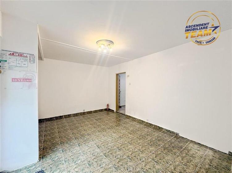 Spațiu comercial, de 54 mp, în Lenin