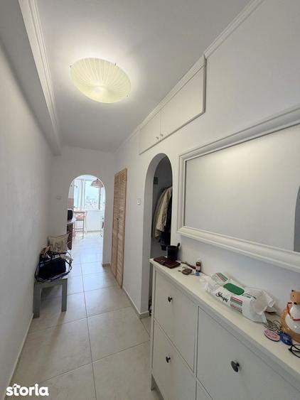 Apartament cu 3 camere, mobilat în Floreasca