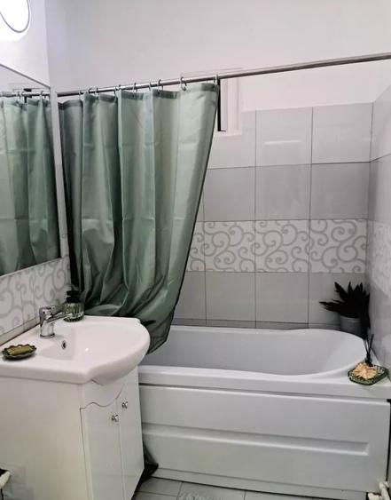 Apartament cu 2 camere decomandat, mobilat în Balada