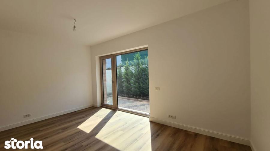 Spațiu comercial, de 291.2 mp, în Dămăroaia