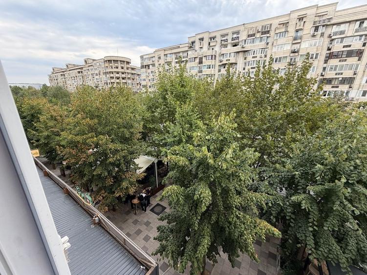 Apartament cu 2 camere decomandat în Decebal