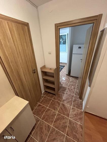 Apartament cu 2 camere decomandat în Berceni
