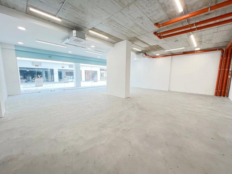 Spațiu comercial, de 146 mp, în Sopor