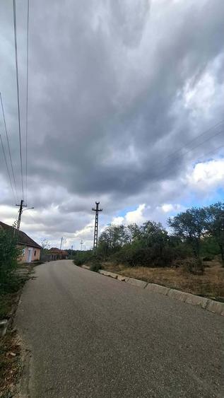 Casă cu 4 camere în Hodiș