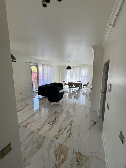Apartament cu 3 camere în Florești