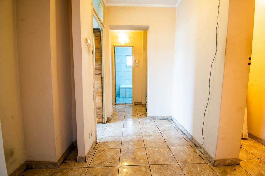 Apartament cu 2 camere decomandat în Crângași