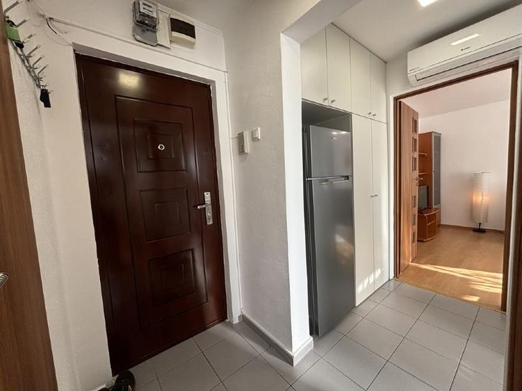 Apartament cu 2 camere decomandat, mobilat în Lujerului