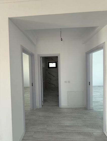 Casă cu 3 camere în Malu Mare