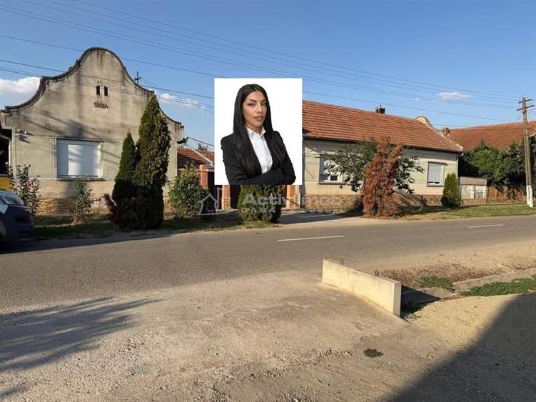 Casă individuală cu 6 camere cu Teren 2999 Mp în Ohaba-Forgaci