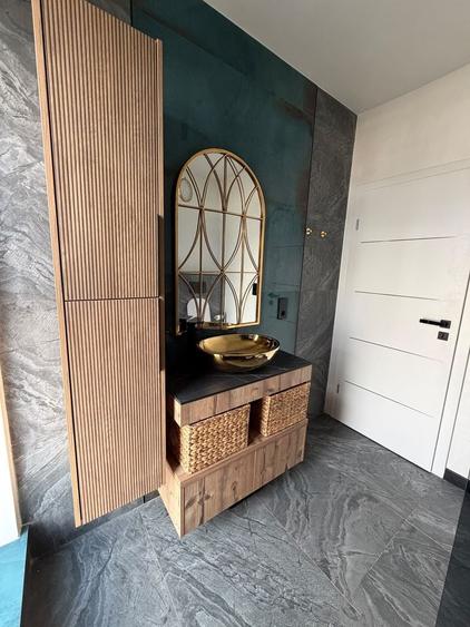 Apartament cu 3 camere decomandat în Șelimbăr