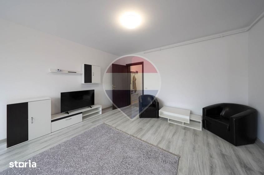 Apartament cu 2 camere semidecomandat în Sânpetru