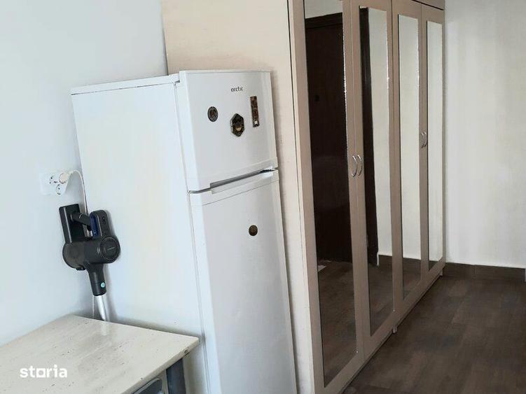 Apartament cu 2 camere semidecomandat în Moșilor