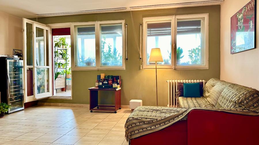 Apartament cu 2 camere semidecomandat în Dorobanți