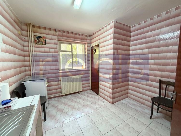 Apartament cu 2 camere decomandat în Crângași