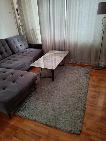 Apartament cu 4 camere decomandat în Găvana