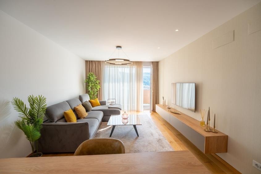 Apartament cu 2 camere decomandat, mobilat în Astra