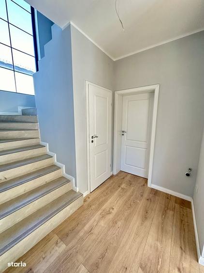 Casă cu 4 camere în Valea Ursului