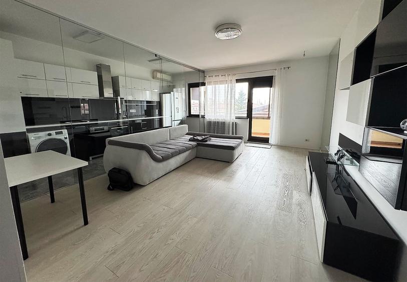 Apartament cu 3 camere în Sisești