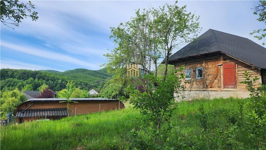 Casă cu 4 camere cu Teren 429 Mp în Cacica
