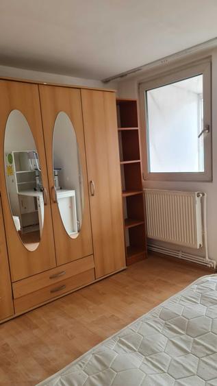 Apartament cu 2 camere decomandat în Mircea cel Bătrân
