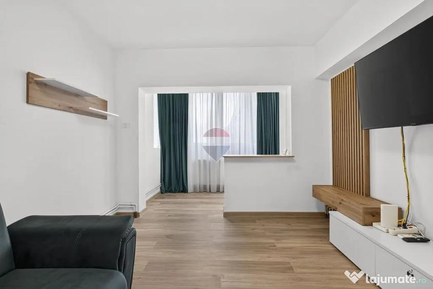 Apartament cu 4 camere decomandat în Polivalentă