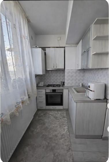 Apartament cu 2 camere decomandat în Valea Adâncă
