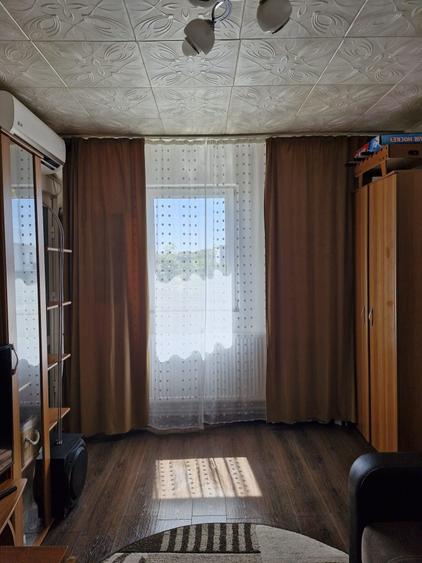 Apartament cu 2 camere nedecomandat în Central