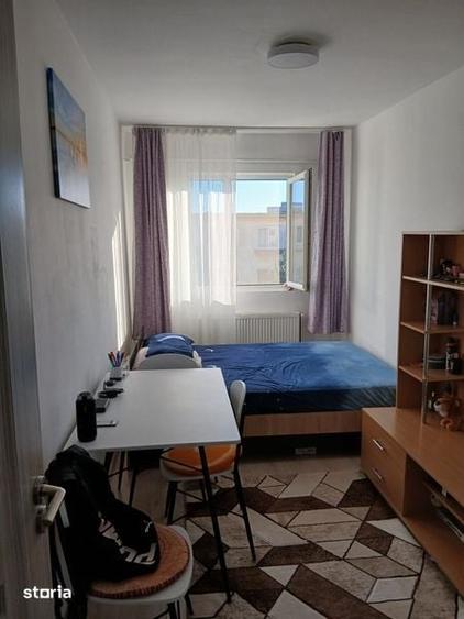 Apartament cu 3 camere semidecomandat în Șega